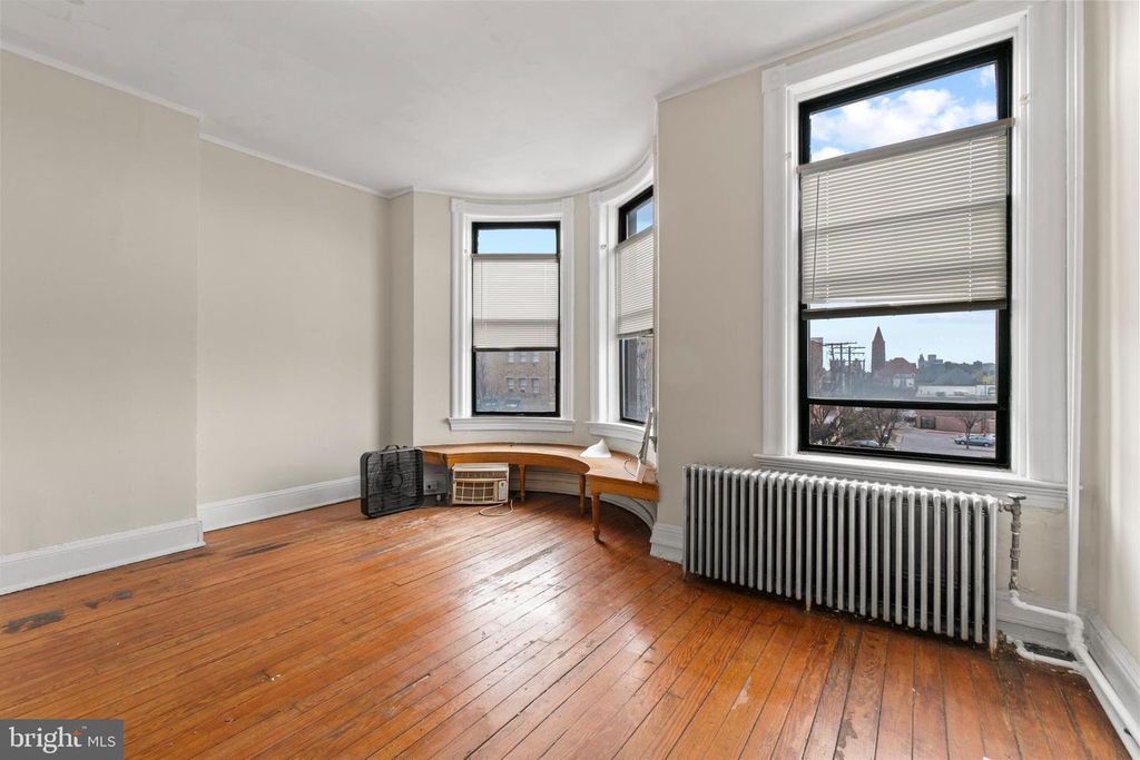 Image 18 of property listing at 28 E 25TH ST, Baltimore, MD 21218