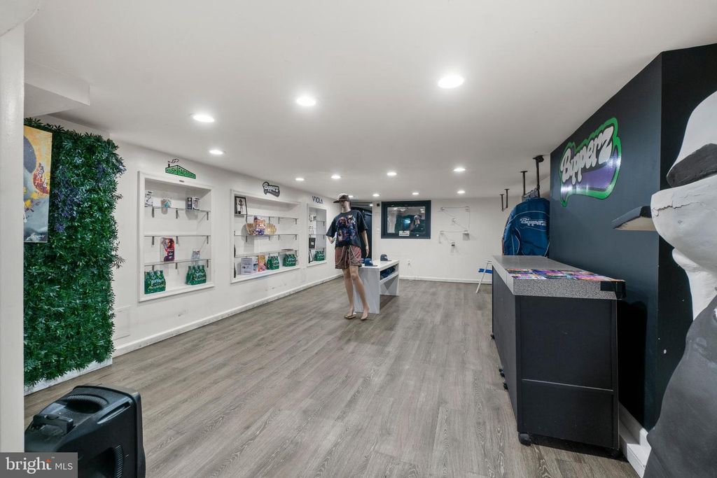 Image 28 of property listing at 28 E 25TH ST, Baltimore, MD 21218