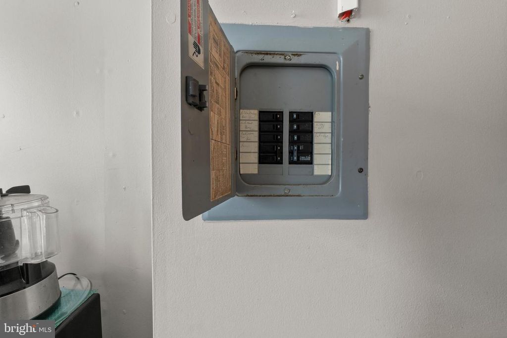 Image 35 of property listing at 28 E 25TH ST, Baltimore, MD 21218