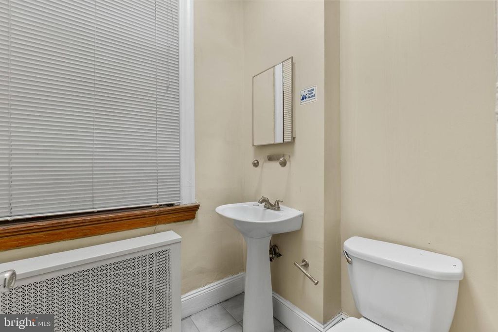 Image 7 of property listing at 28 E 25TH ST, Baltimore, MD 21218