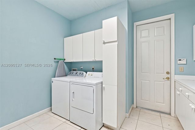 173 Orange Tree Dr, Atlantis, FL 33462