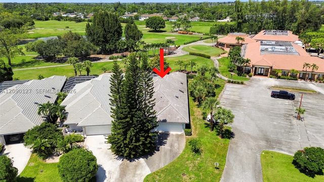 173 Orange Tree Dr, Atlantis, FL 33462