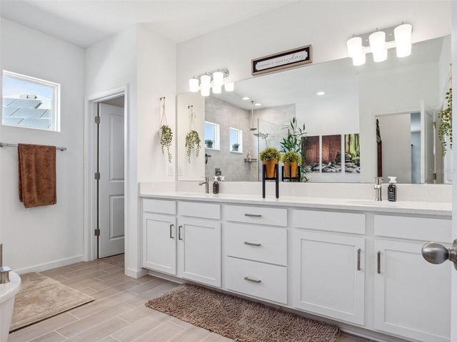 591 VIA BELLA COURT, Howey In The Hills, FL 34737