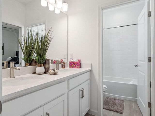 591 VIA BELLA COURT, Howey In The Hills, FL 34737