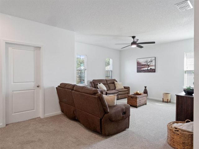 591 VIA BELLA COURT, Howey In The Hills, FL 34737