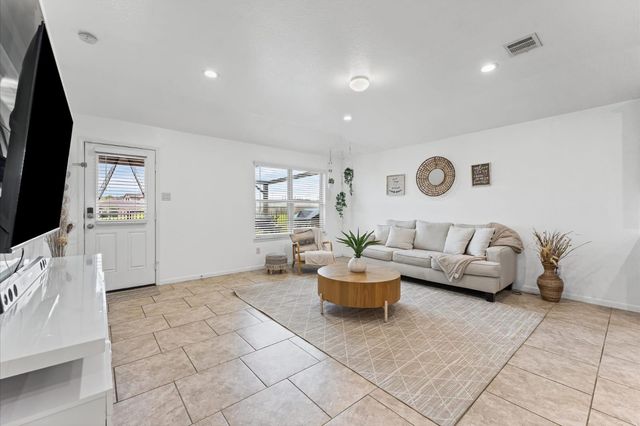 3007 Magellan Ridge Lane, Baytown, TX 77521