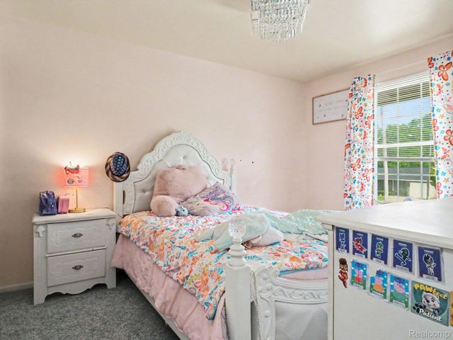 428 Carrie Drive, Flushing, MI 48433