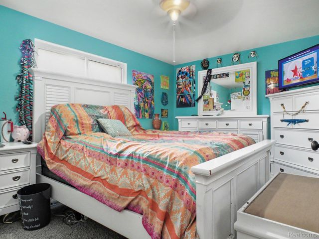 428 Carrie Drive, Flushing, MI 48433