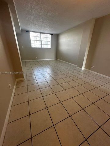 2903 N Miami Beach Blvd 805, North Miami Beach, FL 33160