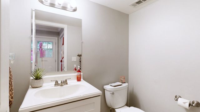 226 Ellington Pl, Madison, TN 37115