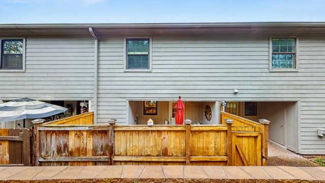 226 Ellington Pl, Madison, TN 37115