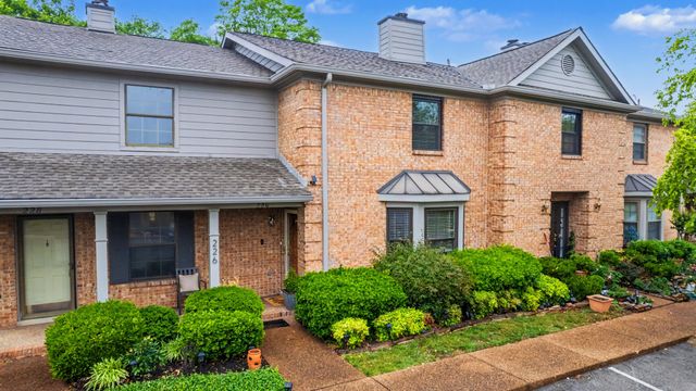 226 Ellington Pl, Madison, TN 37115