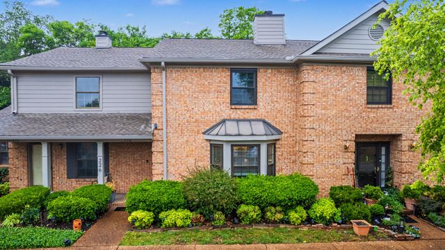 226 Ellington Pl, Madison, TN 37115