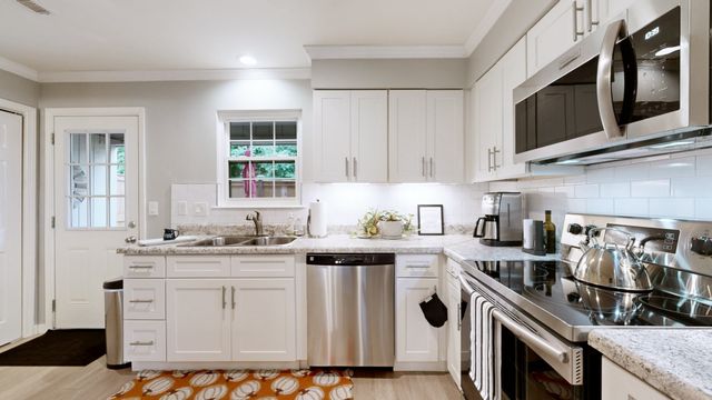 226 Ellington Pl, Madison, TN 37115