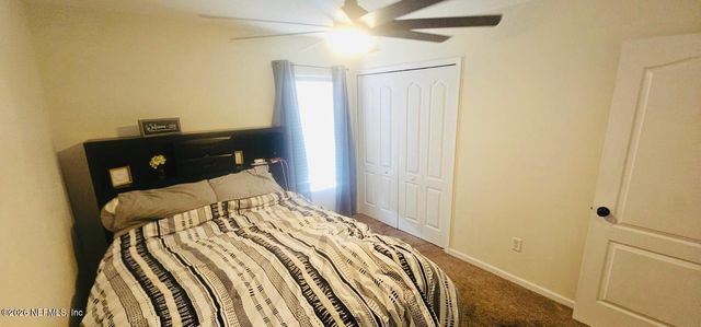 5463 OLD COLONY Drive, Jacksonville, FL 32222