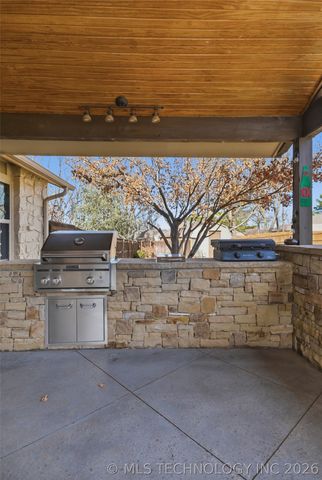 15519 S 298th East Avenue, Coweta, OK 74429