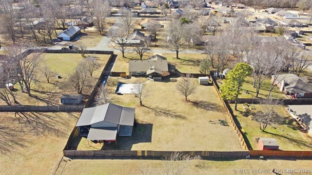 15519 S 298th East Avenue, Coweta, OK 74429