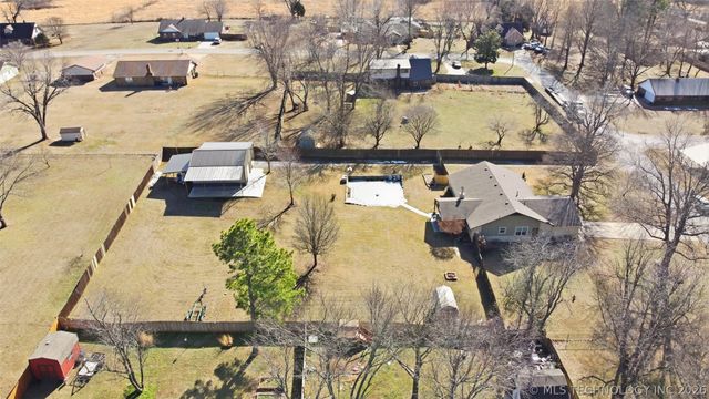 15519 S 298th East Avenue, Coweta, OK 74429