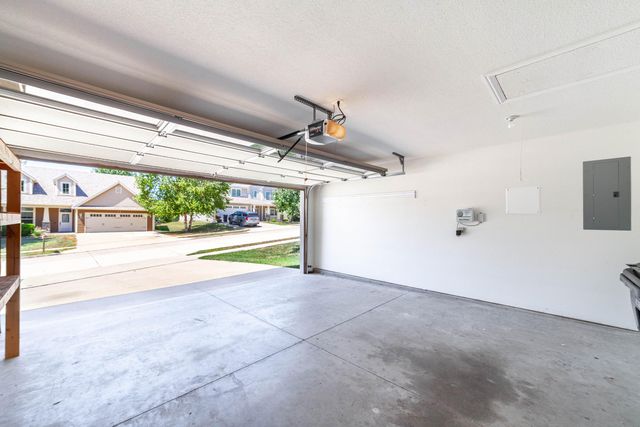 7416 ROSEDOWN DR, Columbia, MO 65203