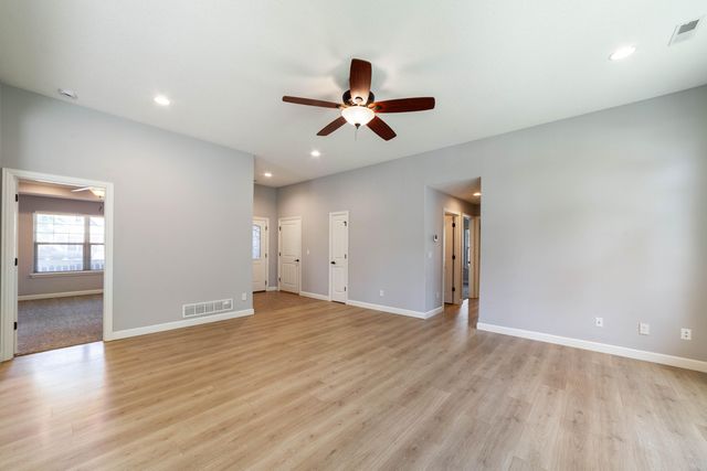 7416 ROSEDOWN DR, Columbia, MO 65203