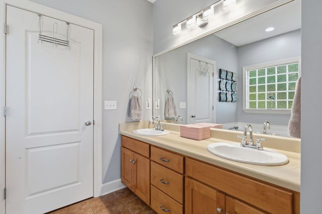 119 Macy Ct, Christiana, TN 37037