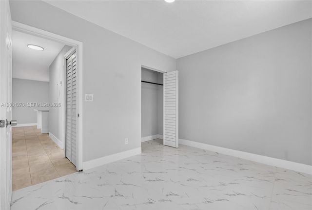 4011 SW 32nd St, West Park, FL 33023