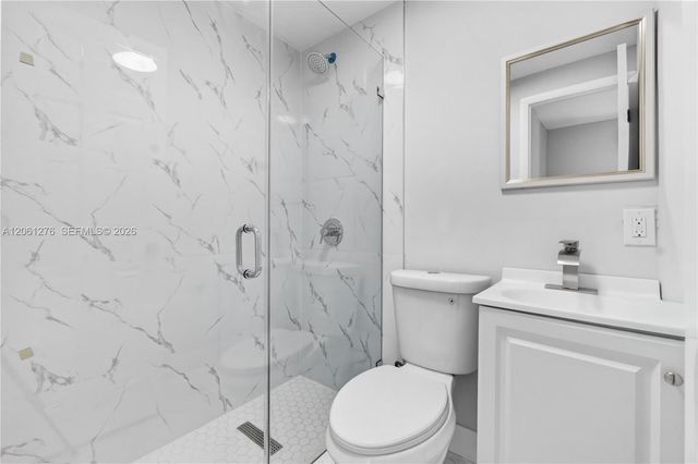 4011 SW 32nd St, West Park, FL 33023