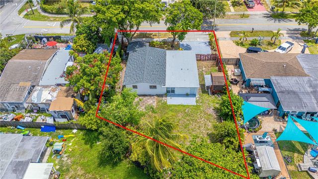 4011 SW 32nd St, West Park, FL 33023