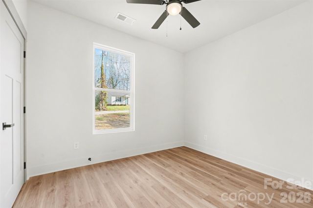 427 W Ballard Street, Cherryville, NC 28021