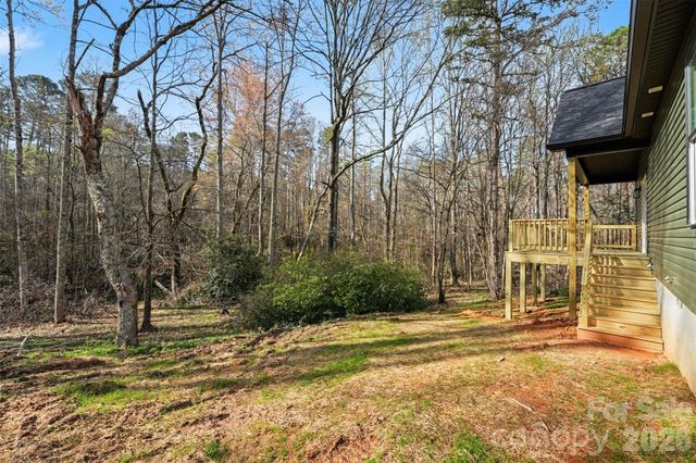 427 W Ballard Street, Cherryville, NC 28021