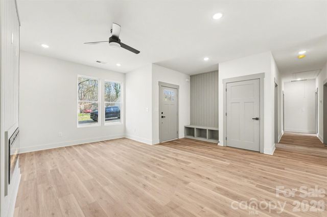 427 W Ballard Street, Cherryville, NC 28021