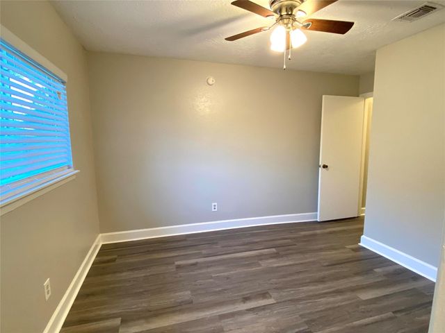 2531 Bisontine Street, Friendswood, TX 77546