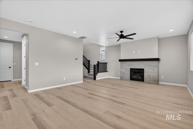 1395 Stirling Meadows St, Middleton, ID 83644