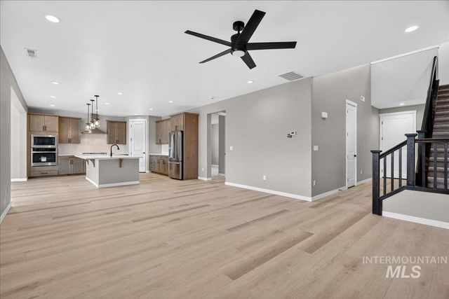 1395 Stirling Meadows St, Middleton, ID 83644