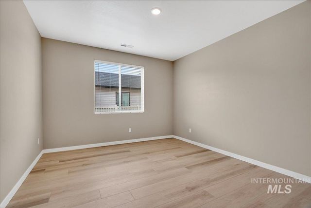 1395 Stirling Meadows St, Middleton, ID 83644