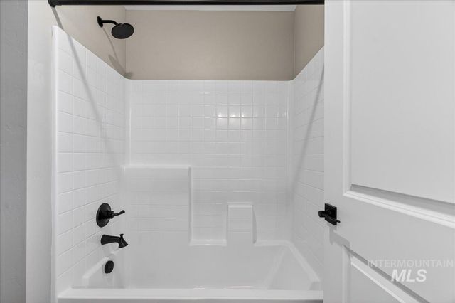 1395 Stirling Meadows St, Middleton, ID 83644