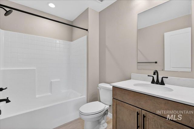 1395 Stirling Meadows St, Middleton, ID 83644