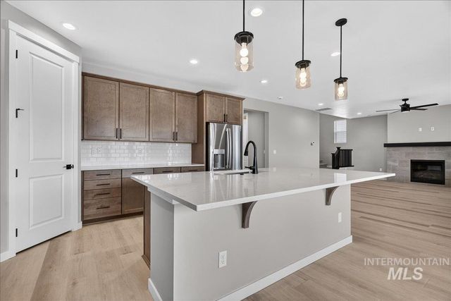 1395 Stirling Meadows St, Middleton, ID 83644