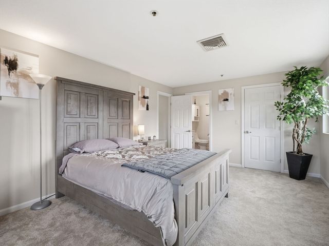 38 Dunham Rd 310, Beverly, MA 01915