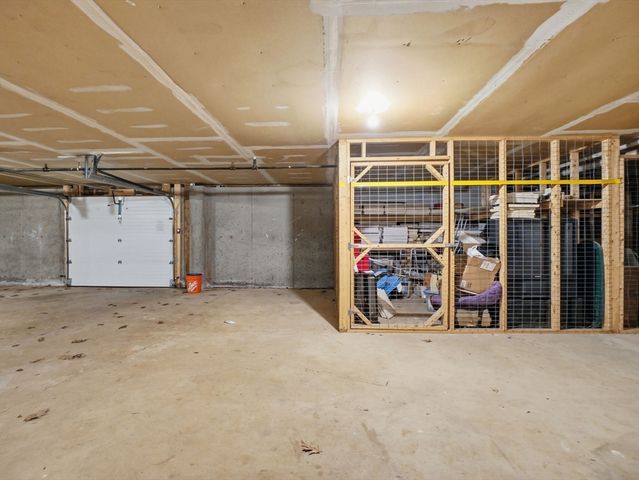 38 Dunham Rd 310, Beverly, MA 01915