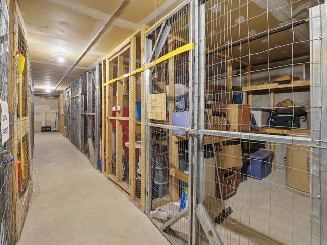 38 Dunham Rd 310, Beverly, MA 01915