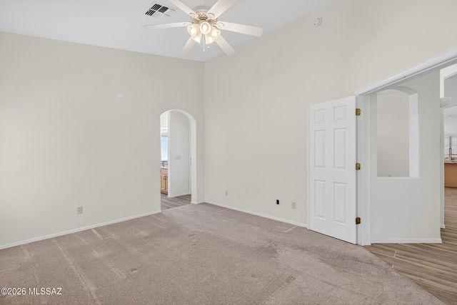 7463 N Bradstreet Drive, Tucson, AZ 85743