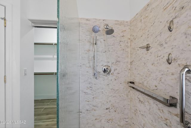 7463 N Bradstreet Drive, Tucson, AZ 85743