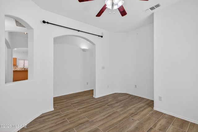 7463 N Bradstreet Drive, Tucson, AZ 85743