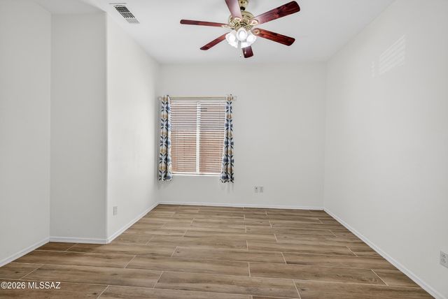 7463 N Bradstreet Drive, Tucson, AZ 85743