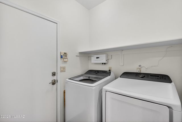 7463 N Bradstreet Drive, Tucson, AZ 85743