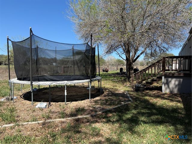 776 Fm 237, Victoria, TX 77905