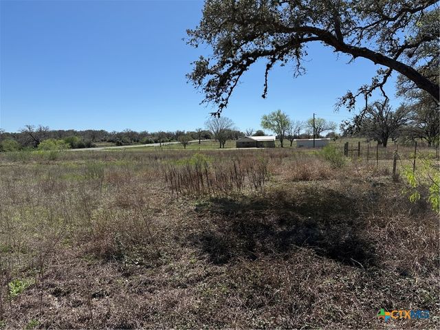 776 Fm 237, Victoria, TX 77905