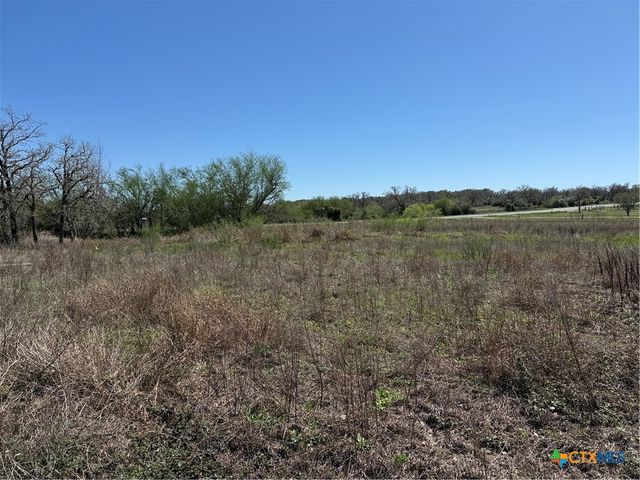 776 Fm 237, Victoria, TX 77905