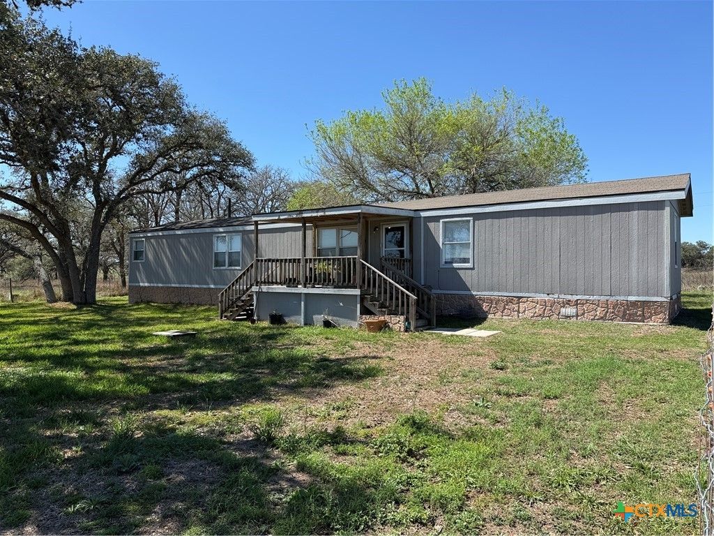 776 Fm 237, Victoria, TX 77905
